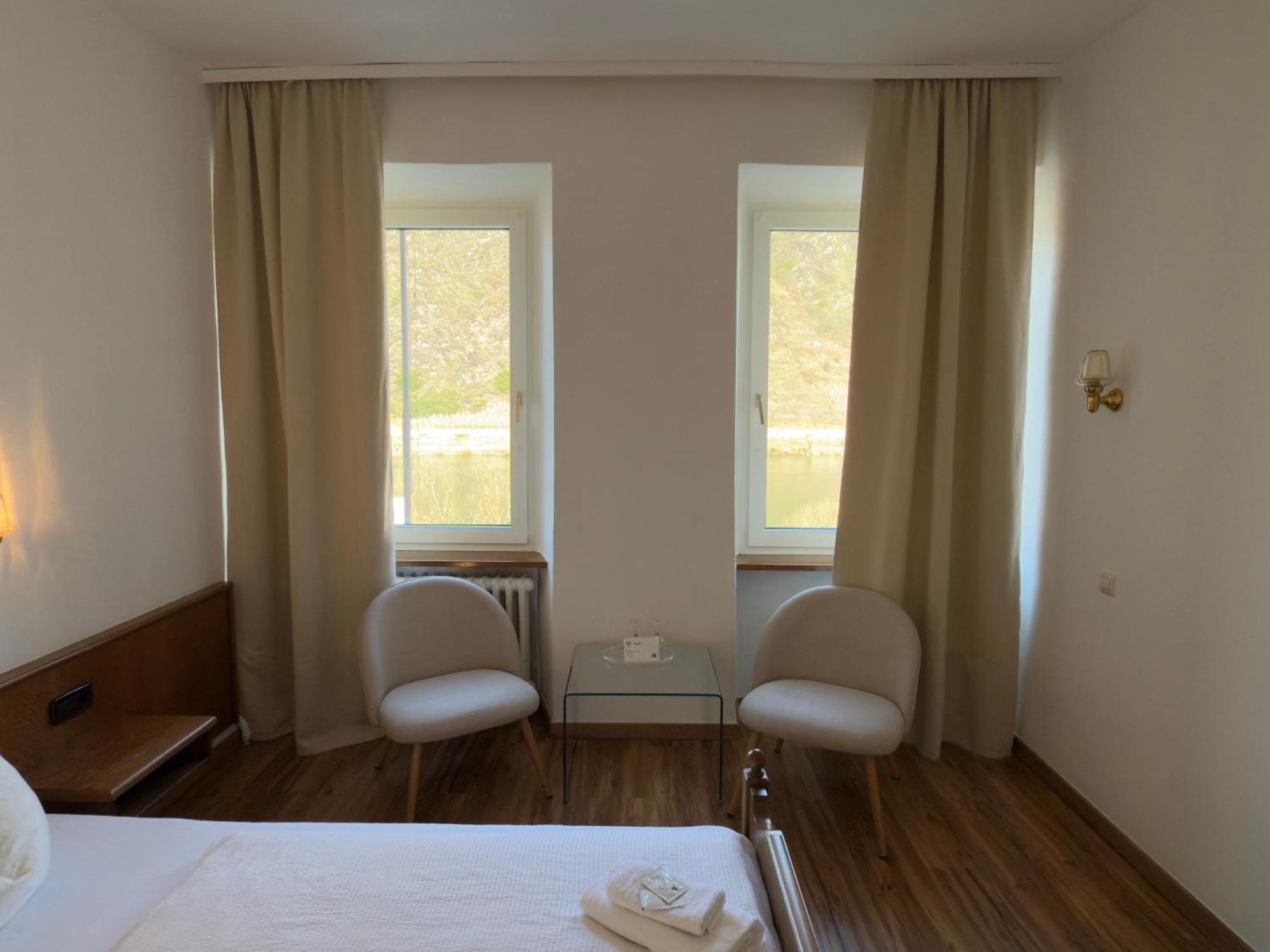Hotel "Zur Schoenen Aussicht" Cochem Exterior photo